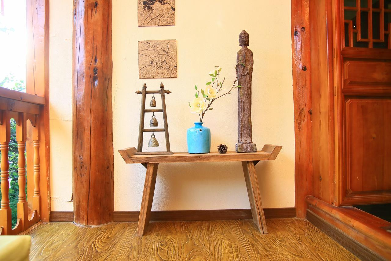 Peter Goullart Boutique Inn Lijiang  Exterior photo