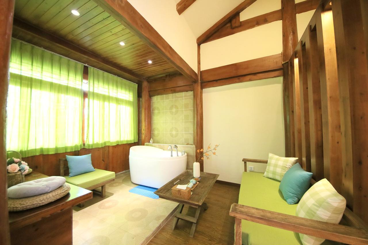 Peter Goullart Boutique Inn Lijiang  Exterior photo